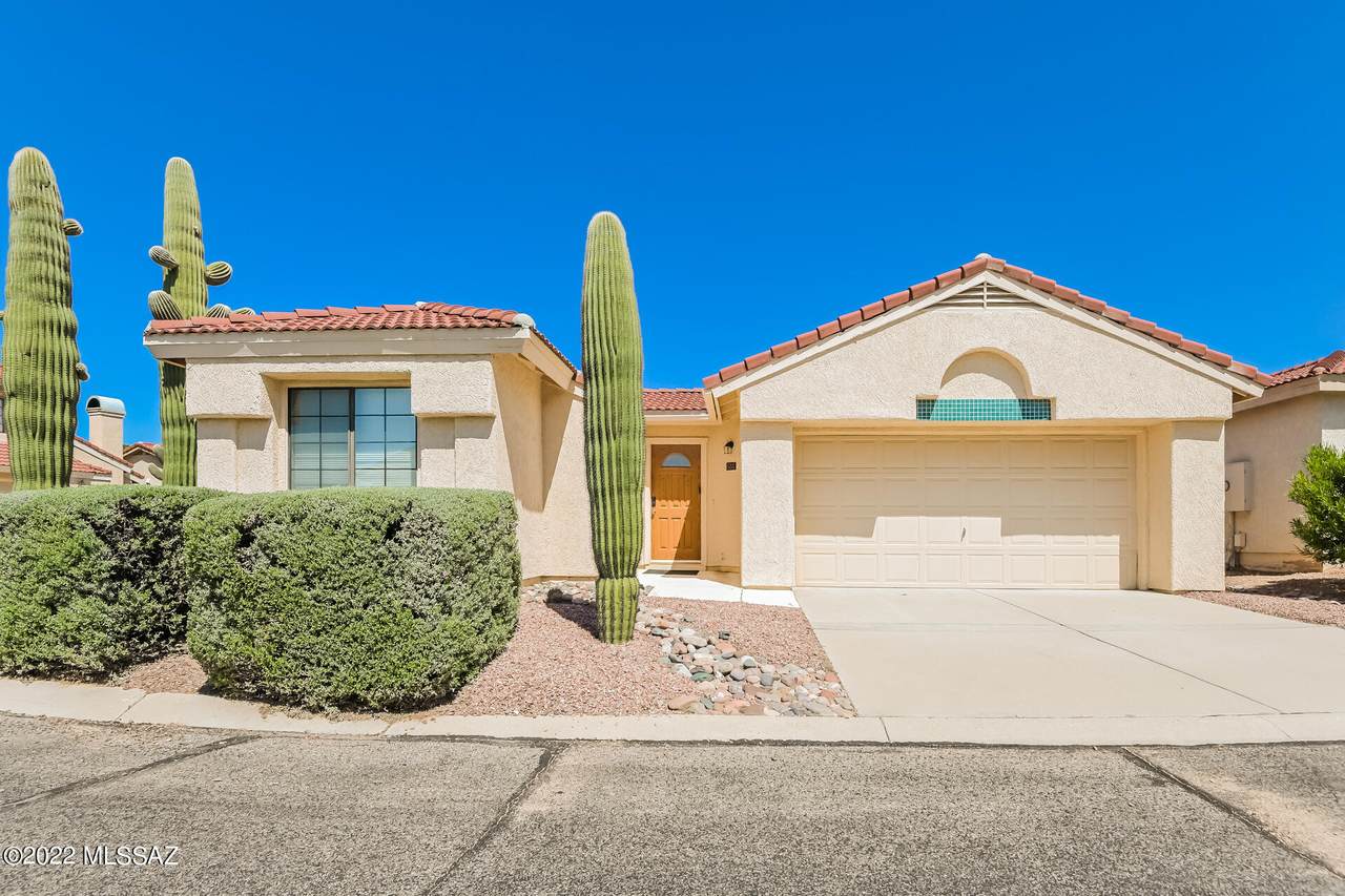 686 Cassidy Place - Photo 1