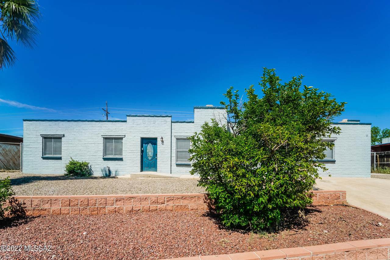3209 Serena Circle - Photo 1