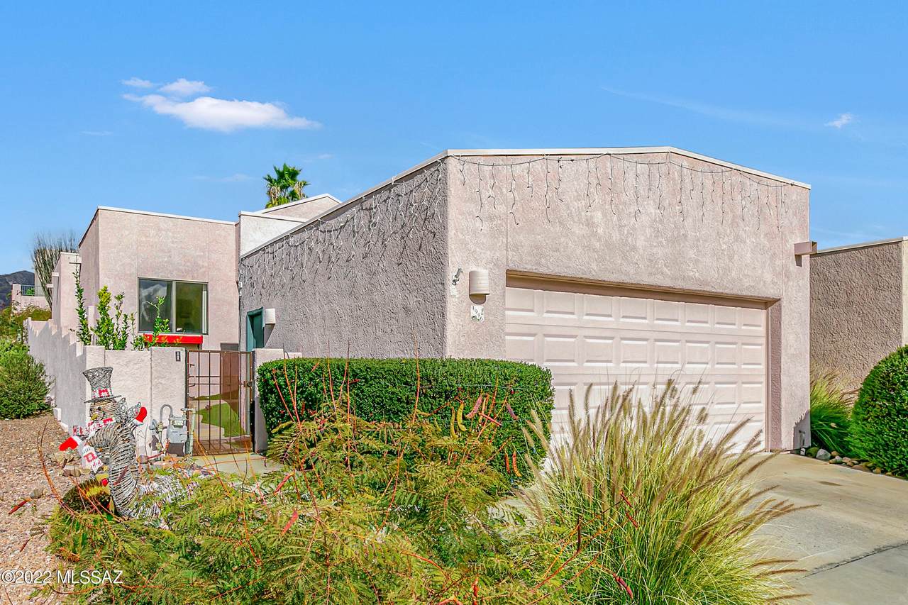 4946 Valle Road - Photo 1