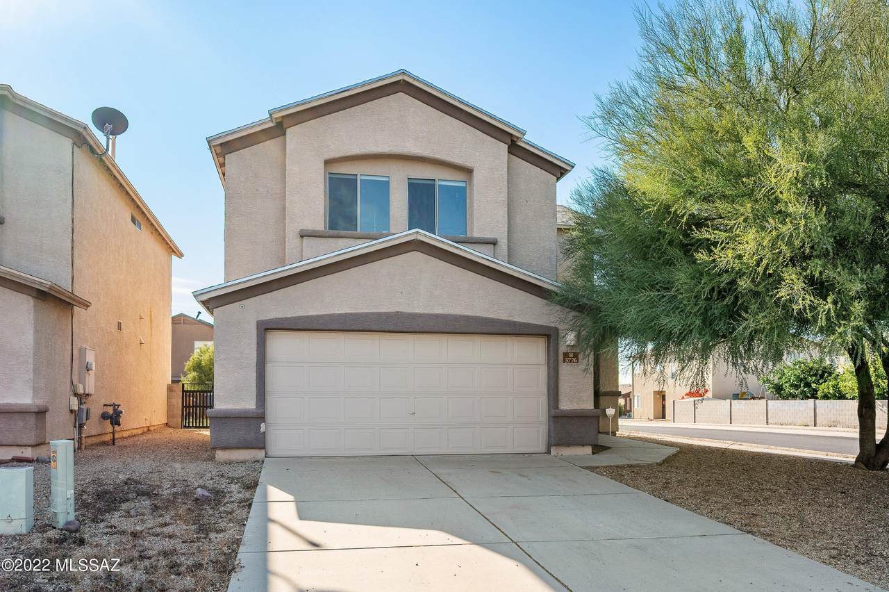 3776 Felix Boulevard - Photo 1