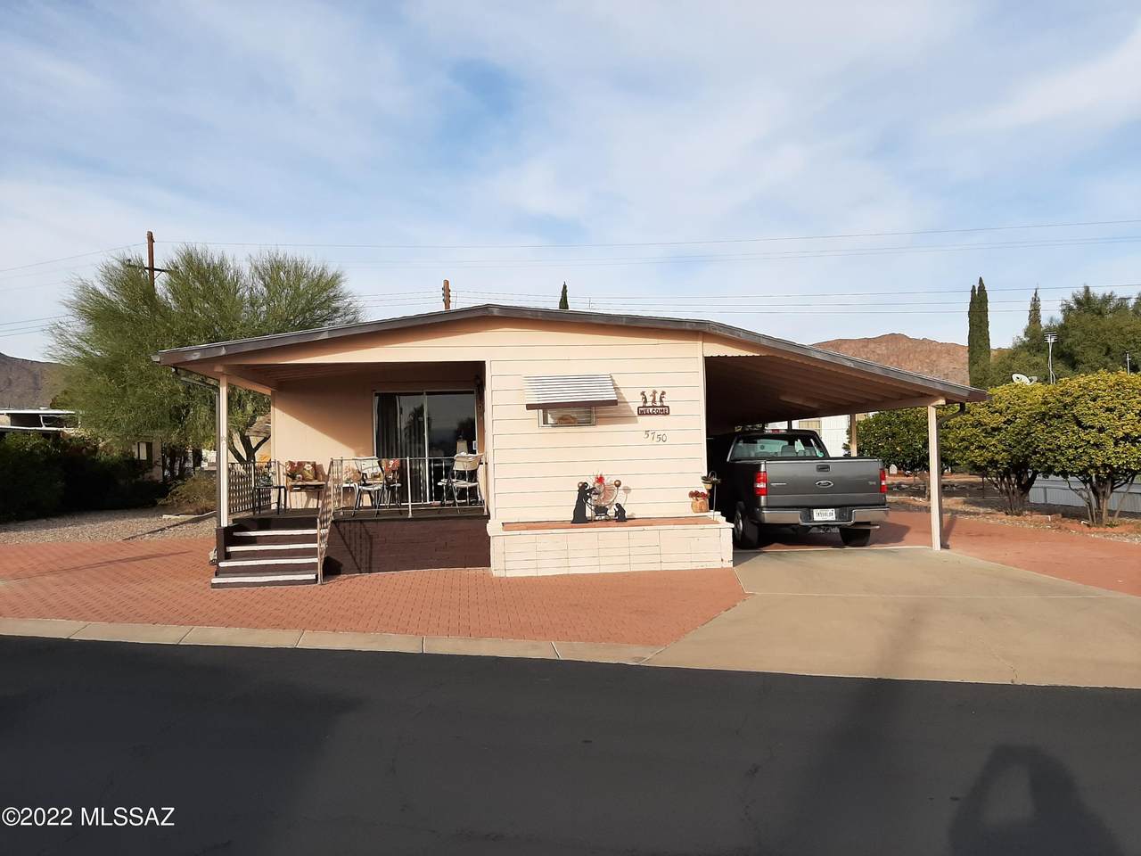 5750 Box R Street - Photo 1