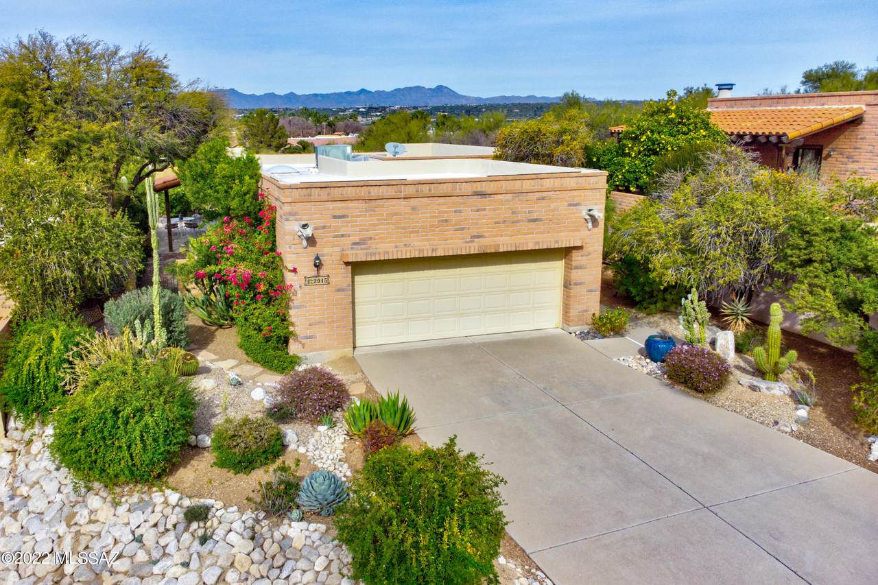 2015 Ashbrook Drive - Photo 1