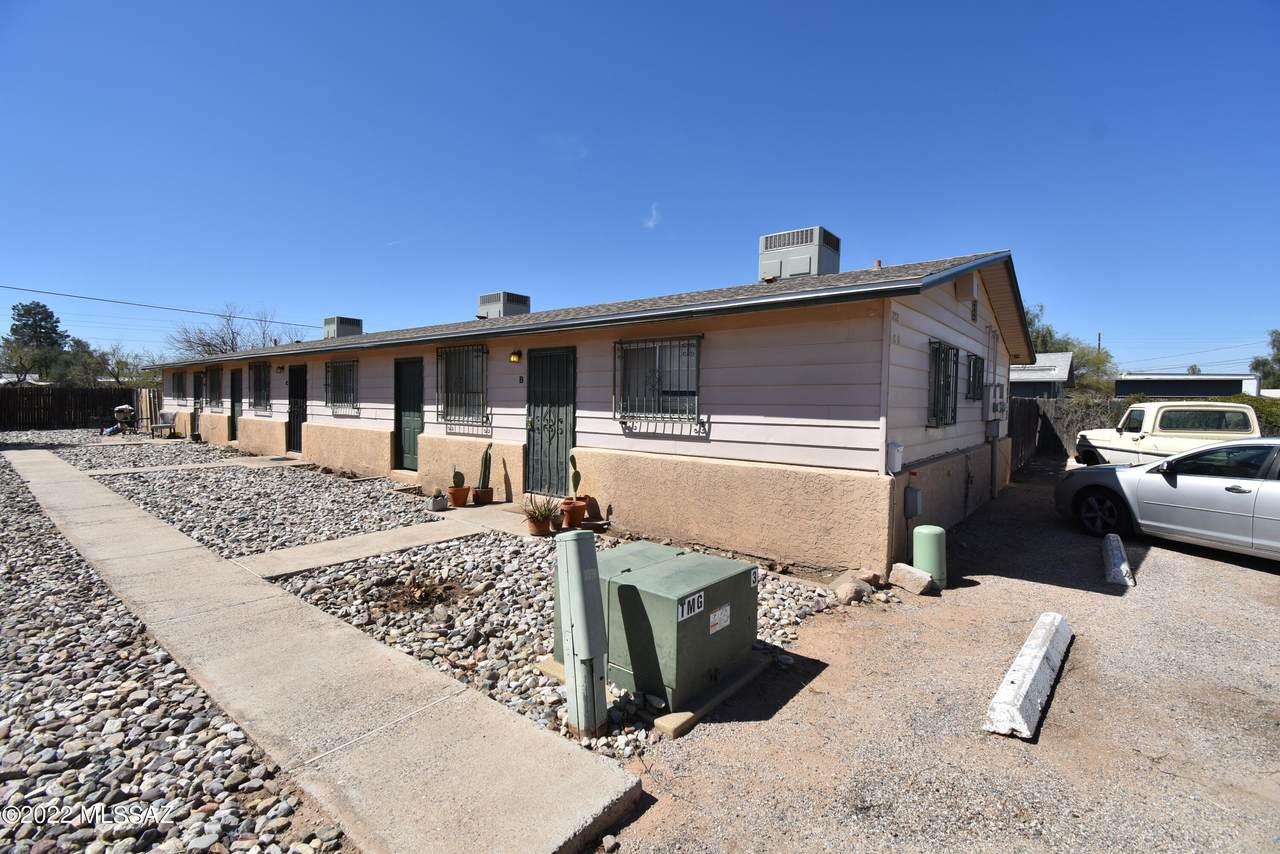 5752 28th Street - Photo 1