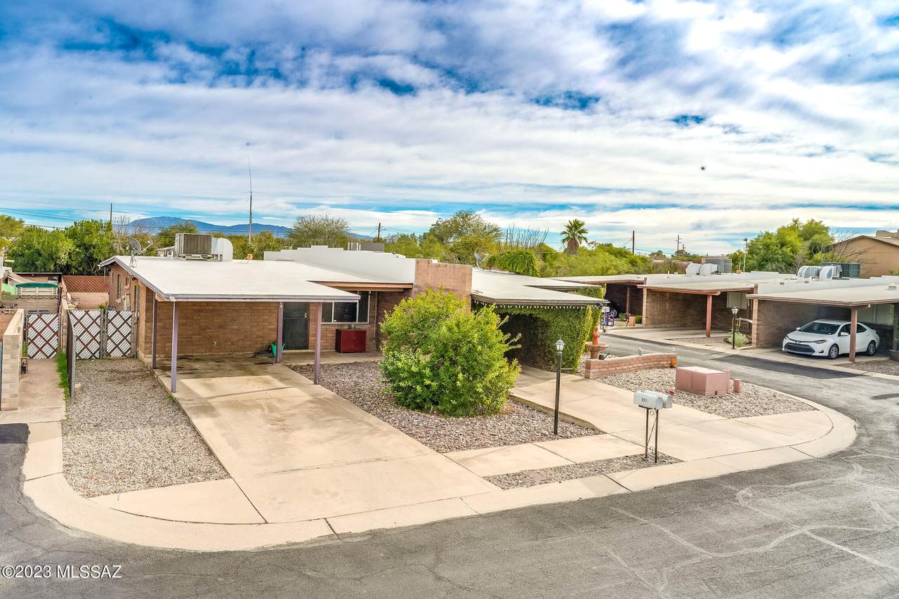 3374 Fort Lowell Road - Photo 1