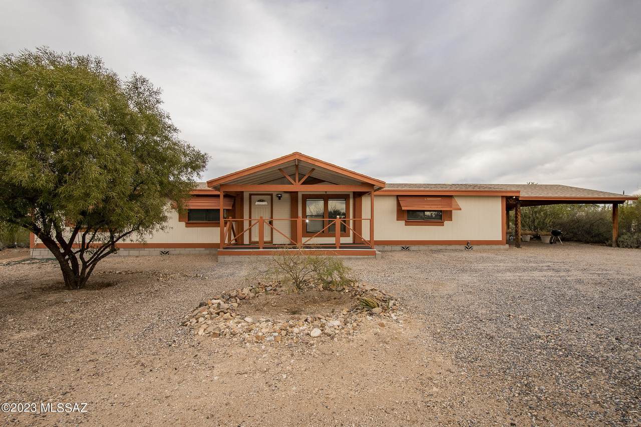 6648 Desert View Drive - Photo 1