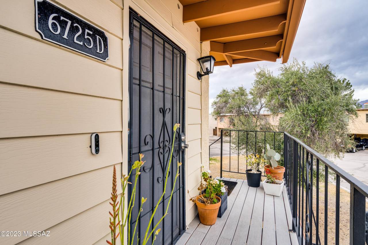 6725 Calle La Paz - Photo 1