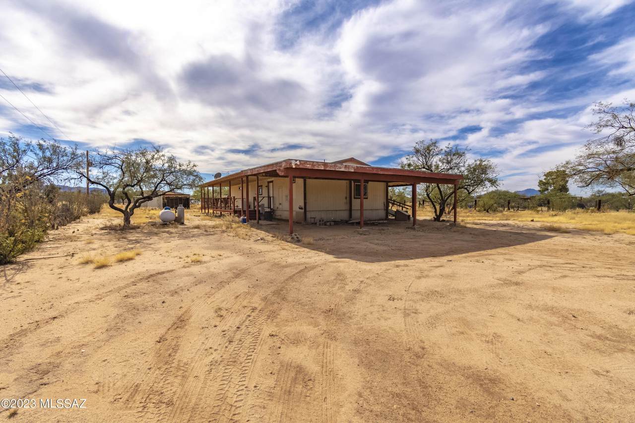 8889 Fillmore Road - Photo 1
