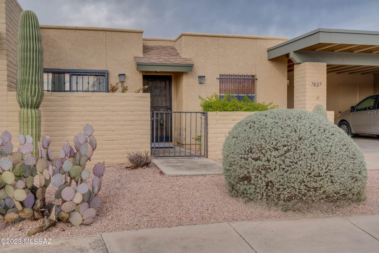 7827 Baker Street - Photo 1
