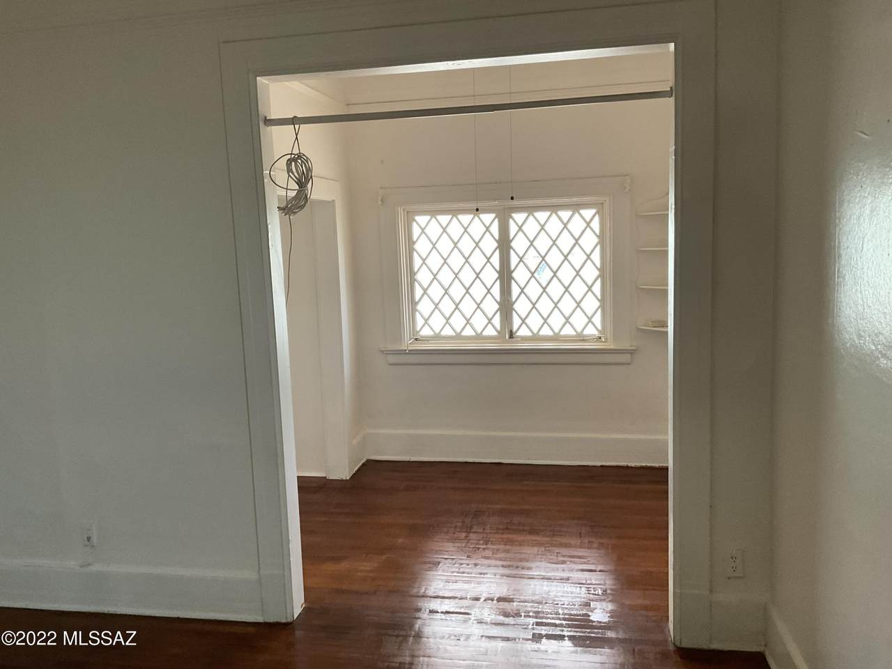 324 6th Avenue - Photo 1