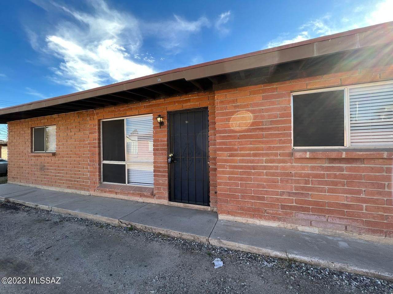 38 Westmoreland Avenue - Photo 1