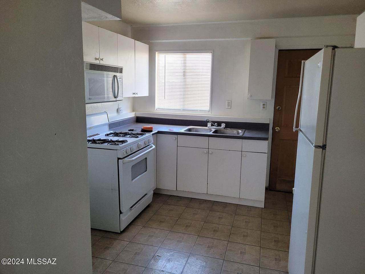 3719 Fairmount Street - Photo 1