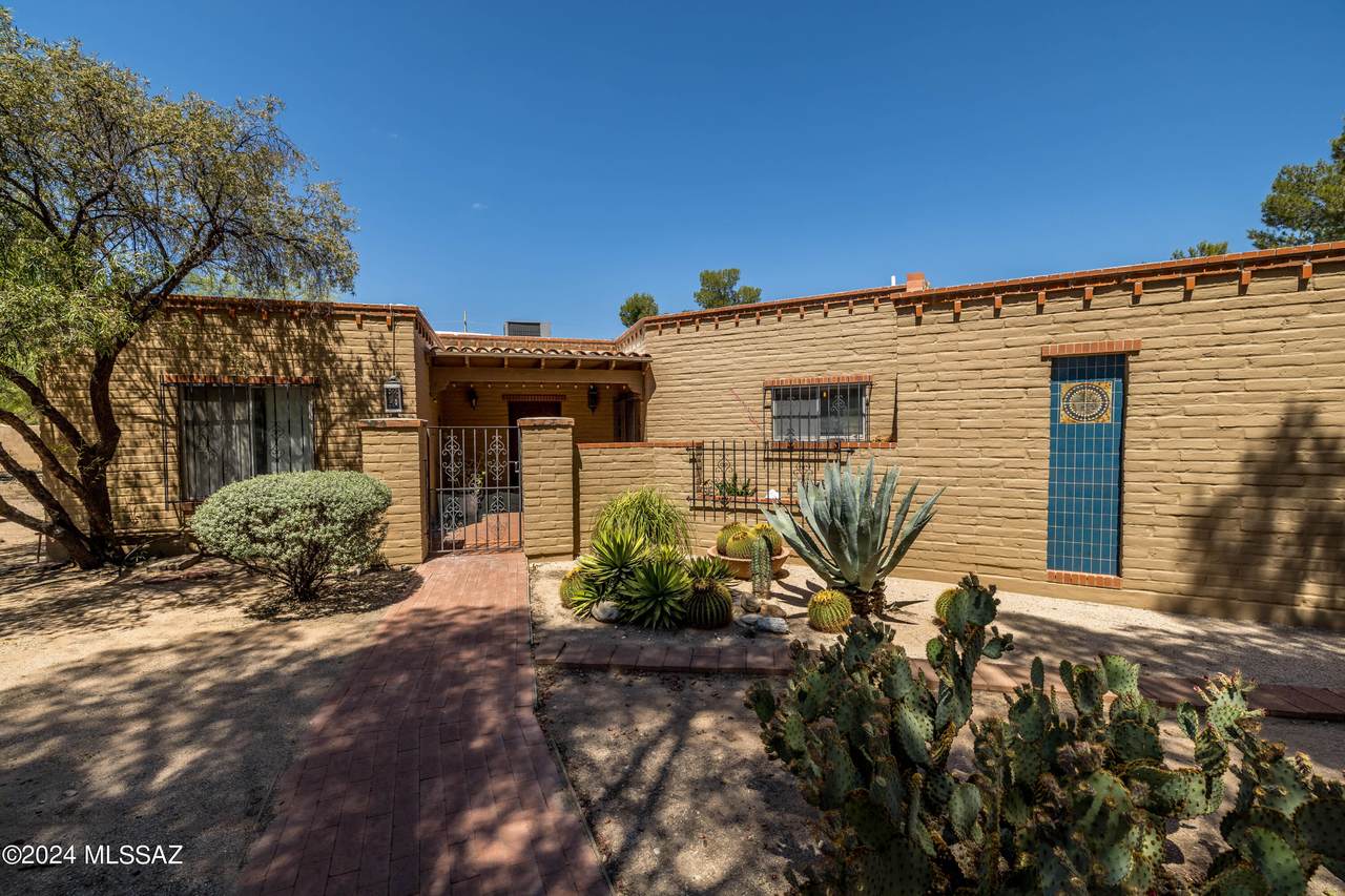 2569 Camino Valle Verde - Photo 1