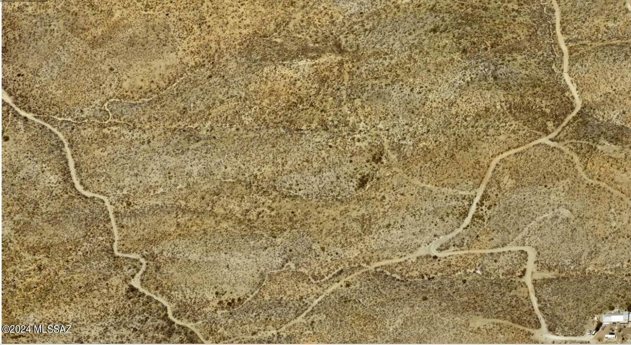 TBA 305-95-012A - Photo 1