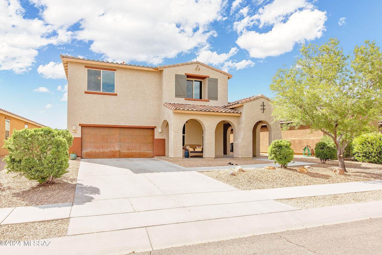 11101 Hydrus Avenue - Photo 1