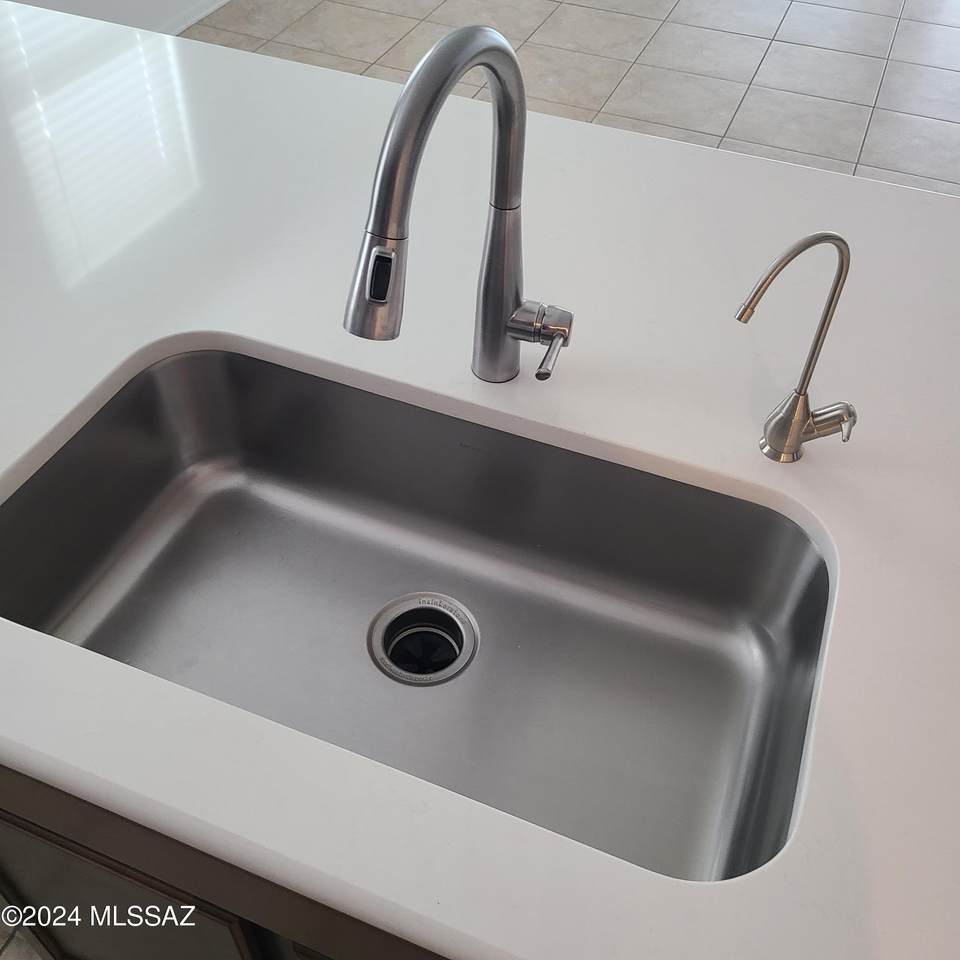 https://bt-photos.global.ssl.fastly.net/tucson/1280_boomver_1_22416459-2.jpg