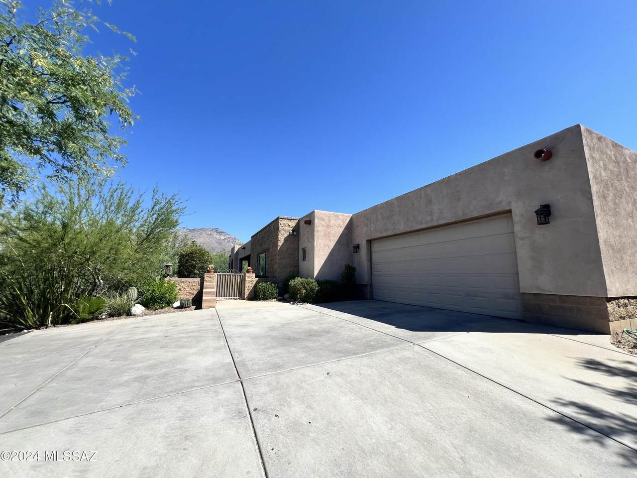 7425 Sunrise Drive - Photo 1