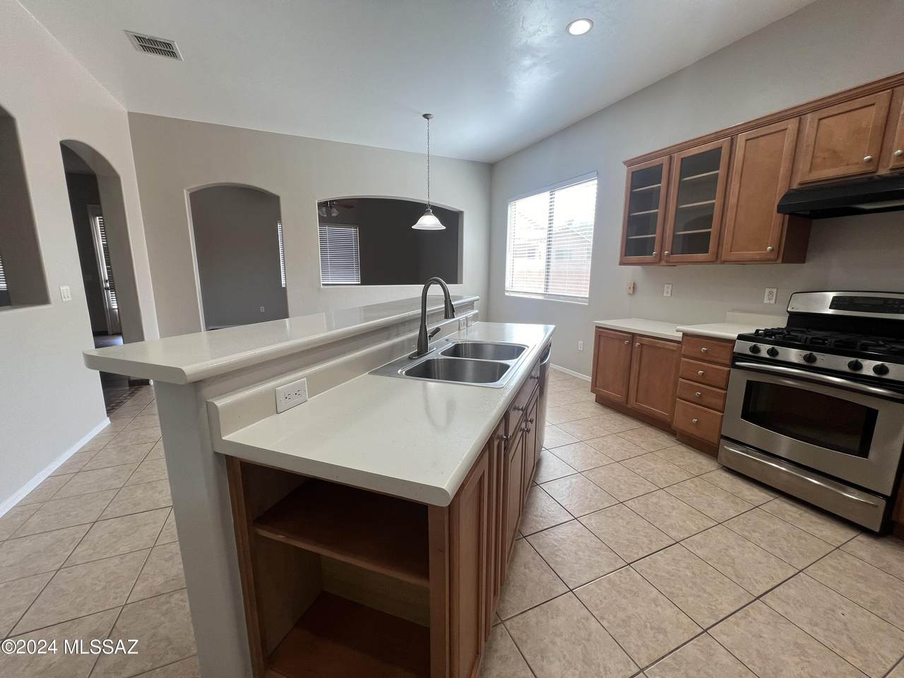 https://bt-photos.global.ssl.fastly.net/tucson/1280_boomver_1_22417758-2.jpg
