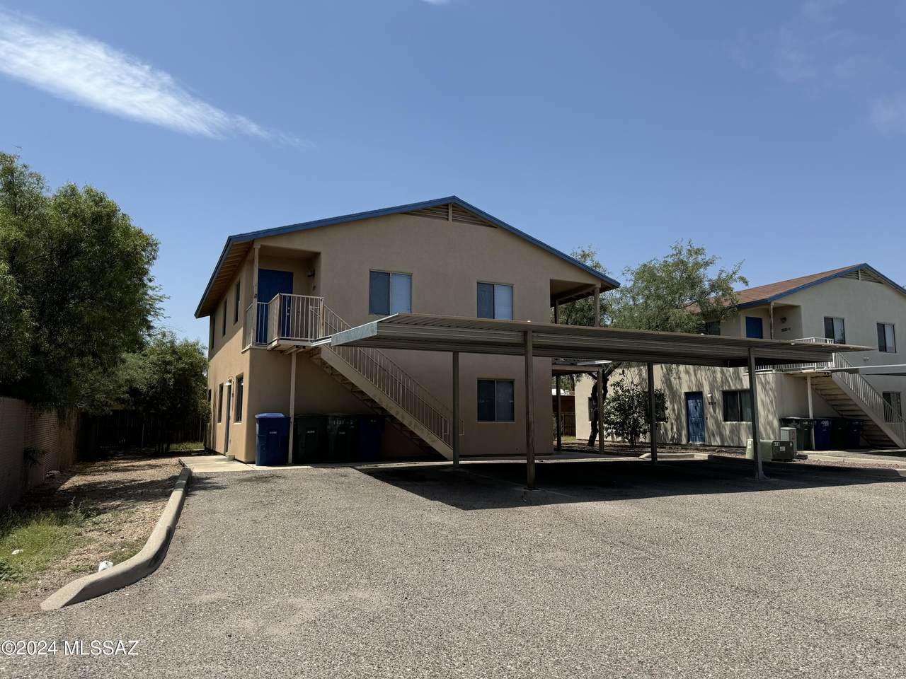 1431 Sycamore Boulevard - Photo 1