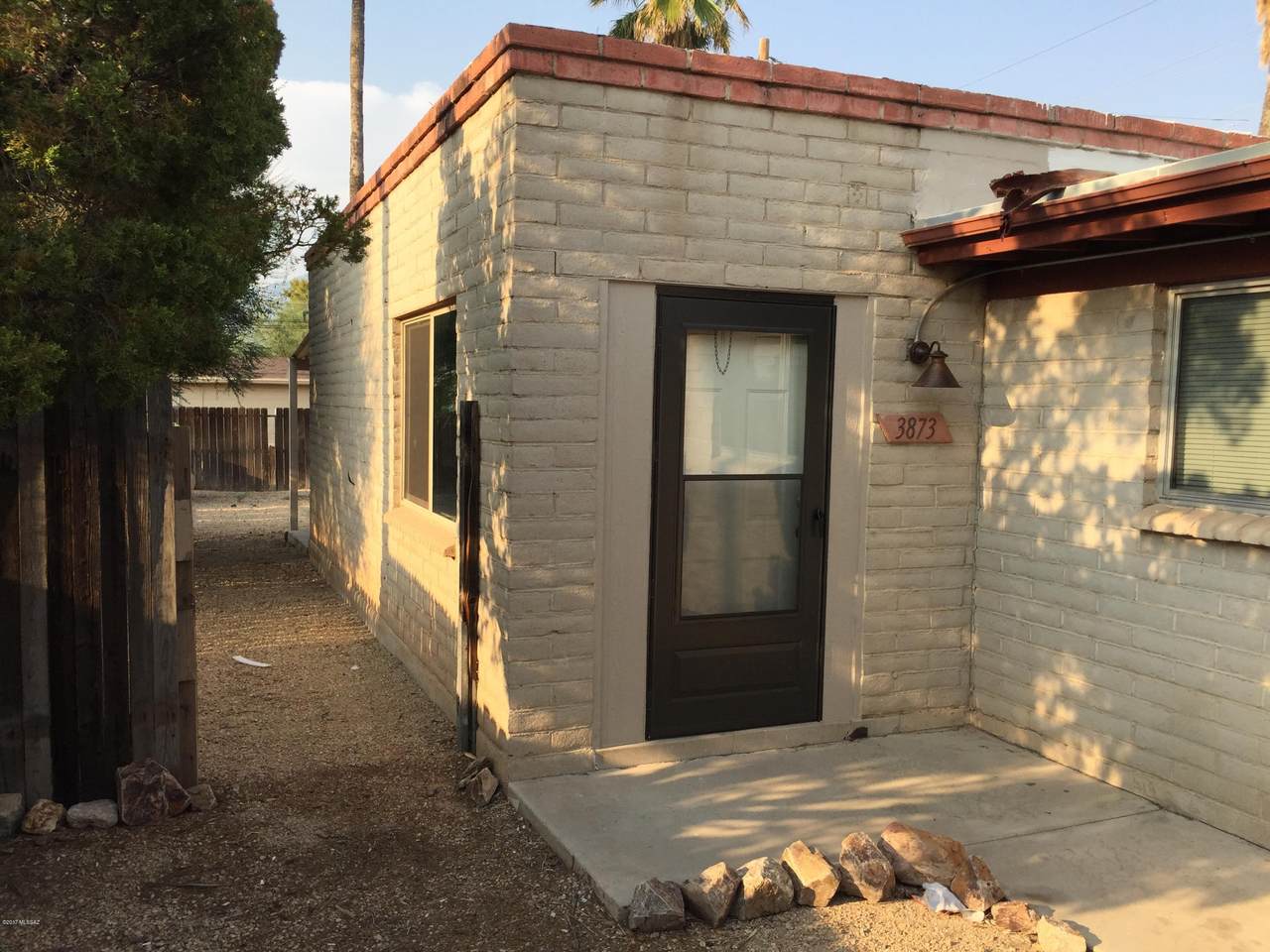 3873 Glenn Street - Photo 1