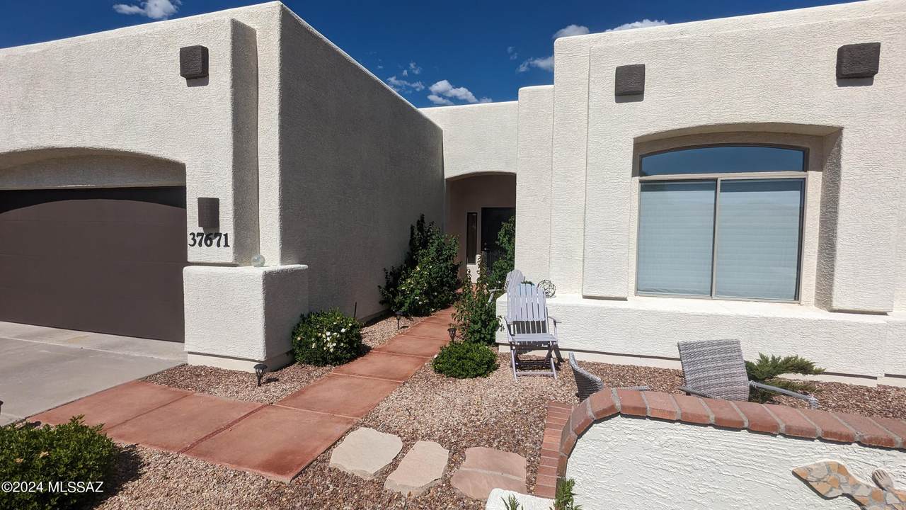 37671 Hill Side Drive - Photo 1