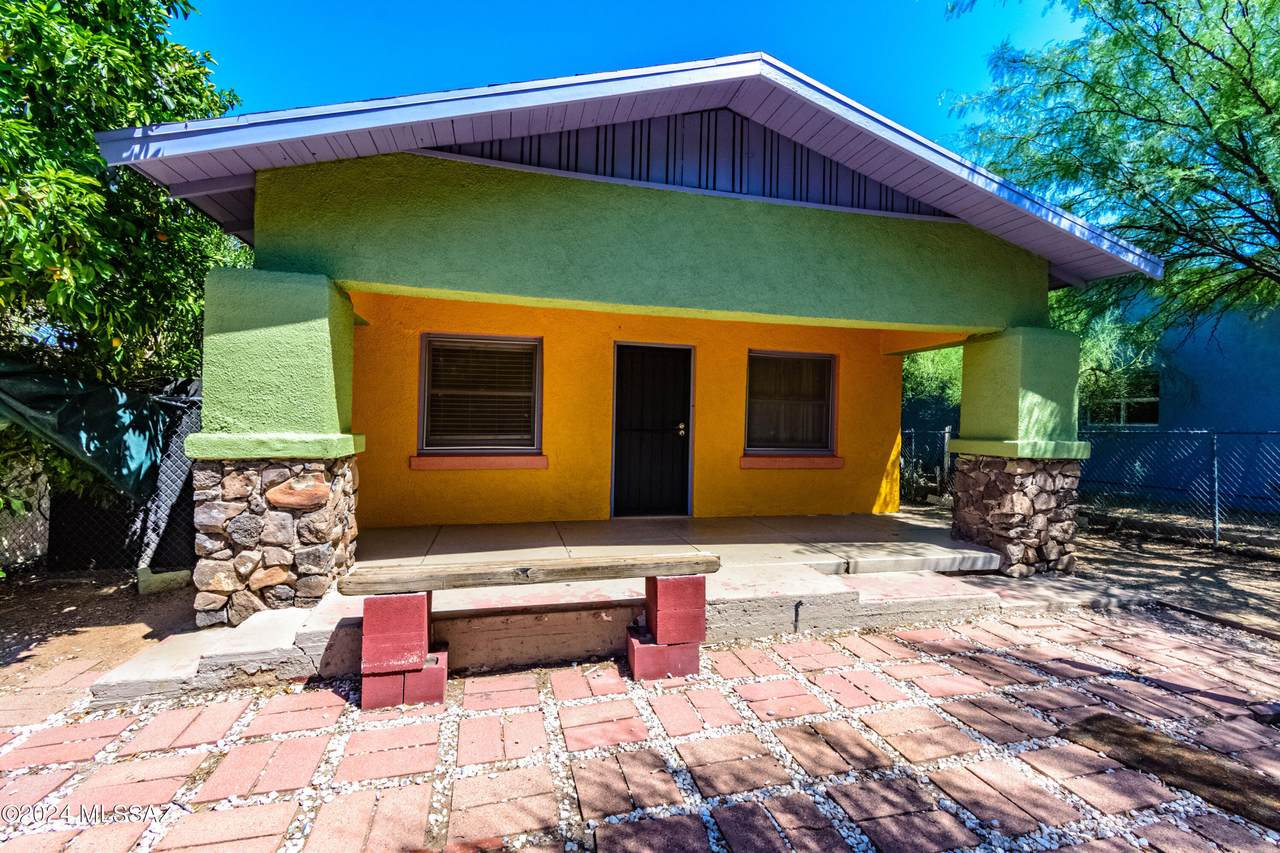 815 Mabel Street - Photo 1