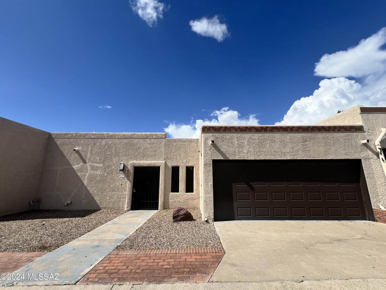 617 Richey Boulevard - Photo 1