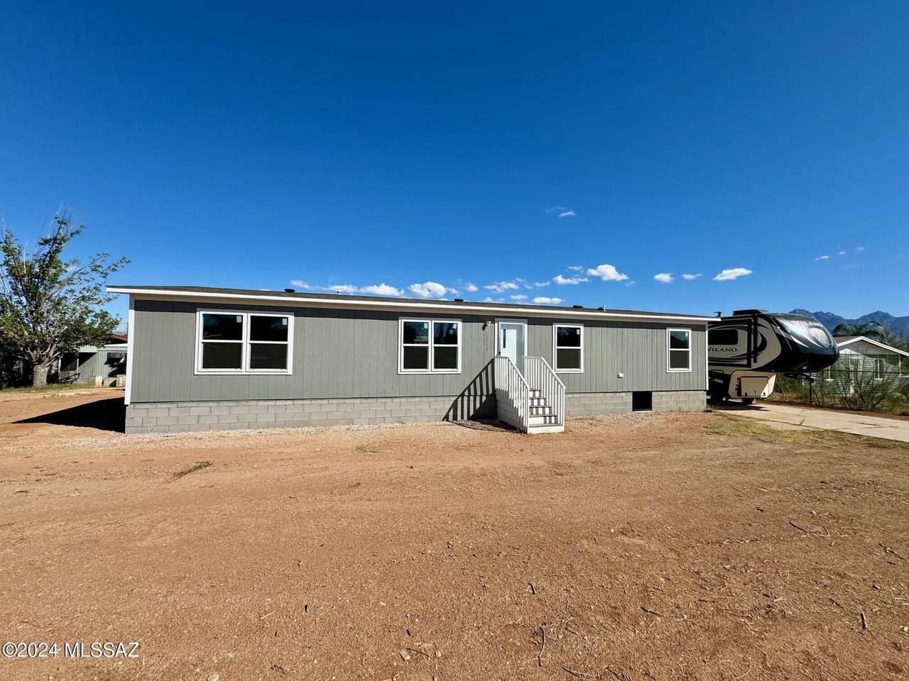 16200 Avenida Del Canada - Photo 1