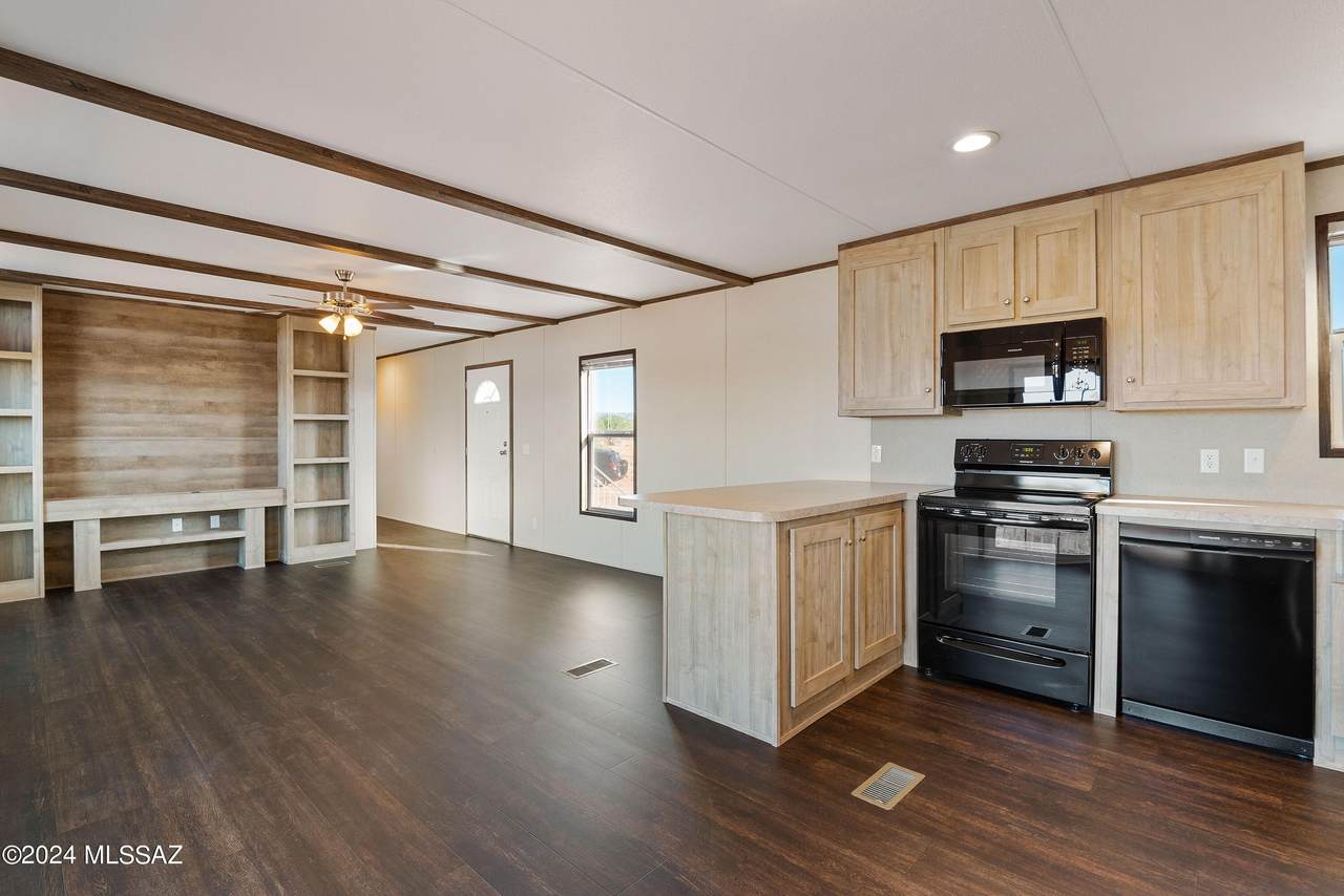 8944 Comanche Road - Photo 1