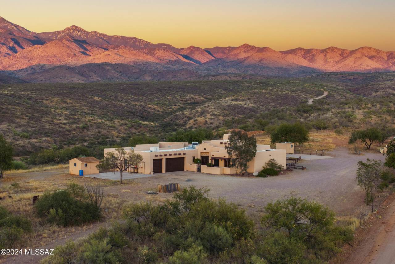 372 Camino Kennedy - Photo 1