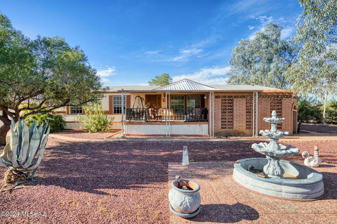 12121 Ranchito Verde - Photo 1