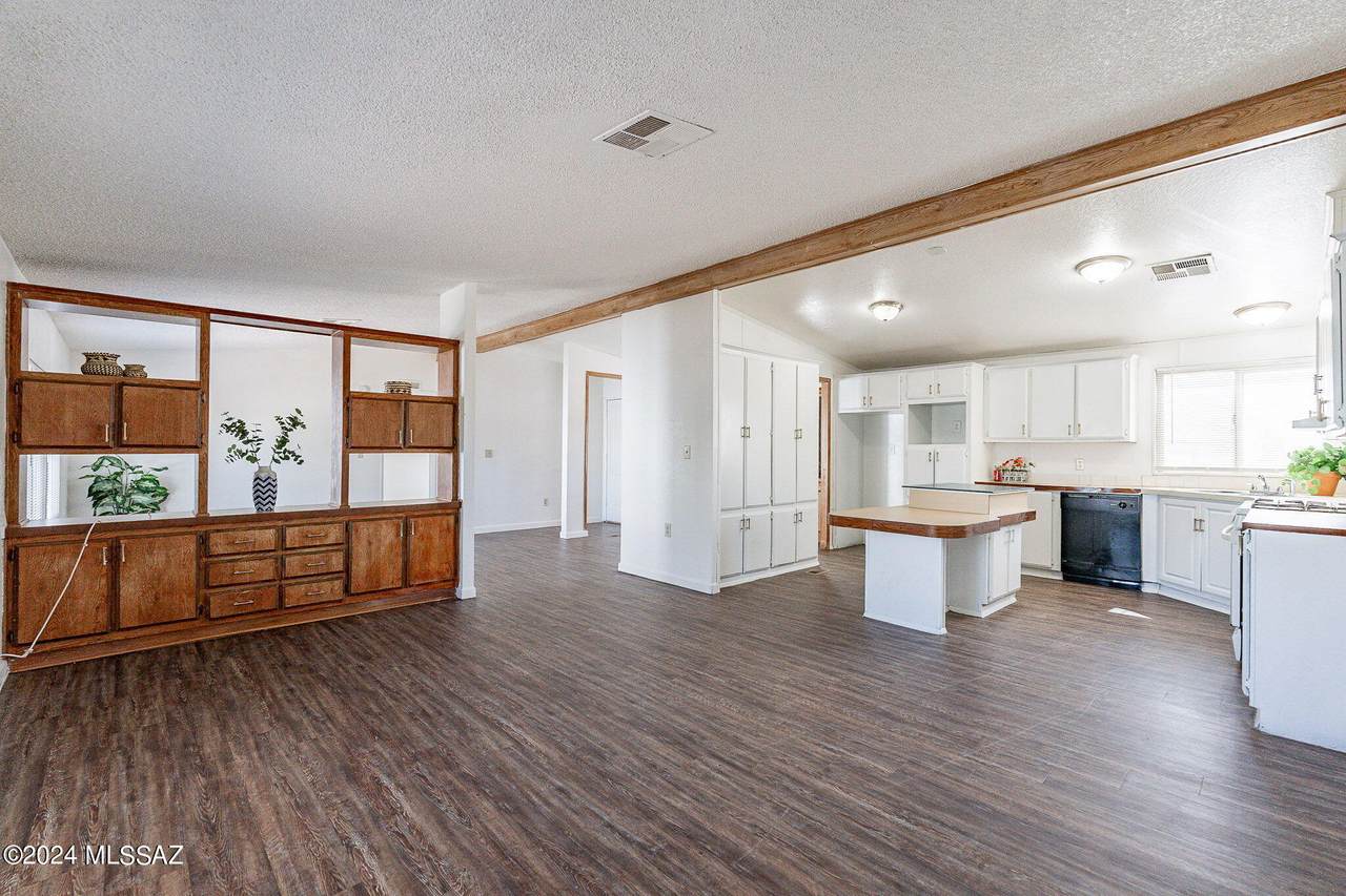 10816 Anthony Drive - Photo 1