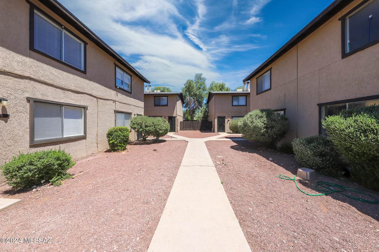 339 Mohave Road - Photo 1