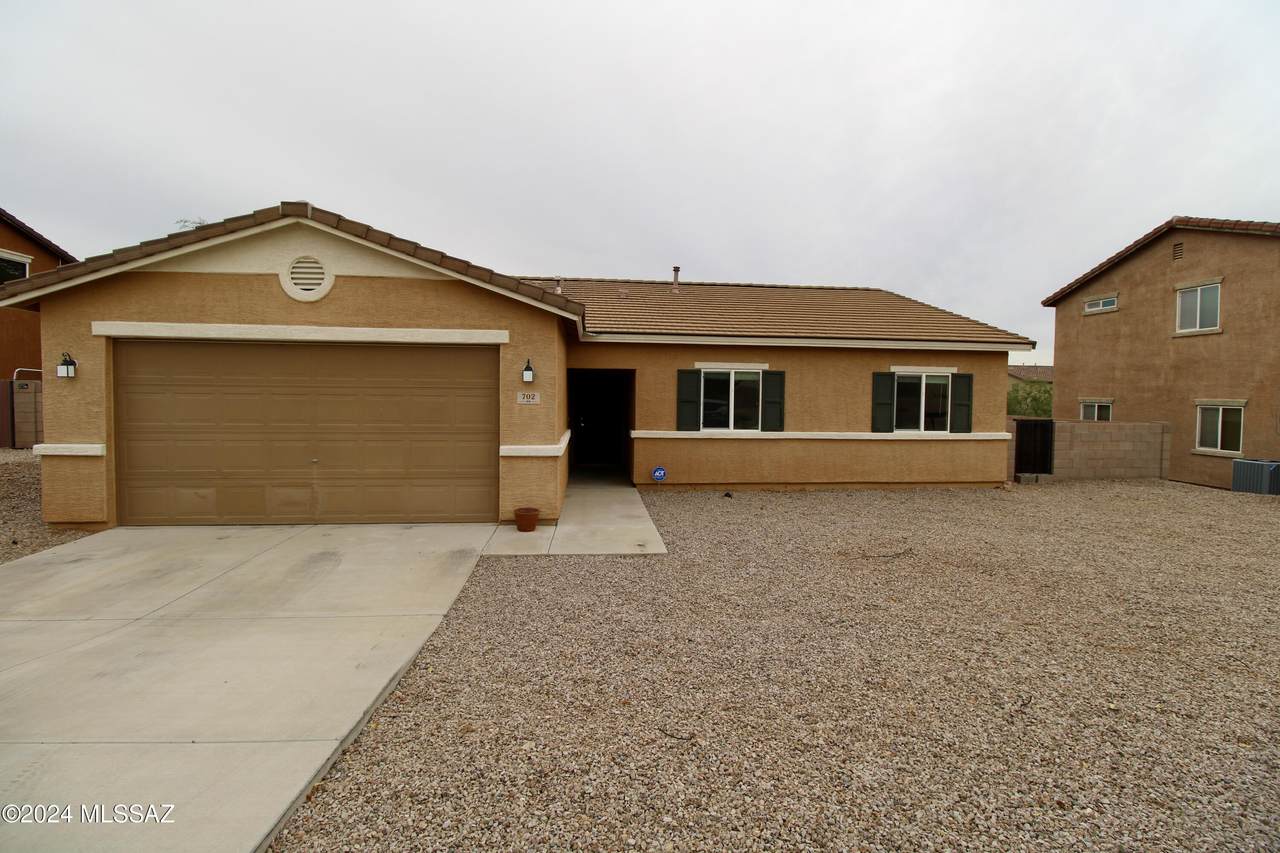 702 Harry P Stagg Drive - Photo 1