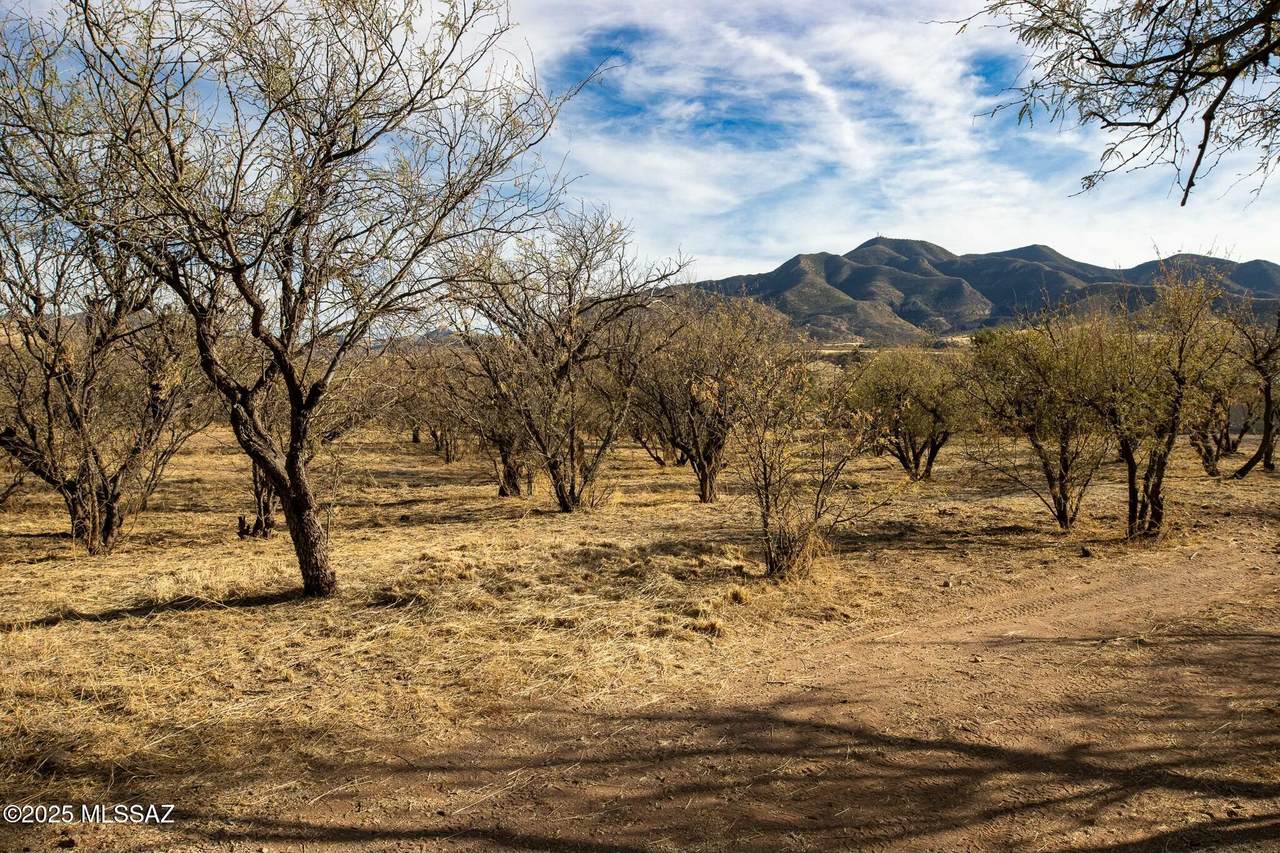 145 Three R Avenue - Photo 1