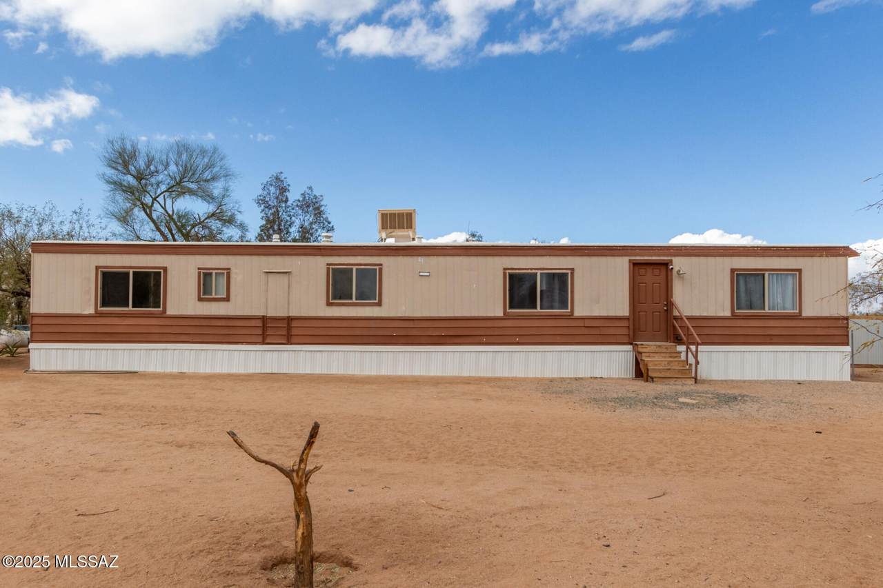 8464 Taylor Lane - Photo 1
