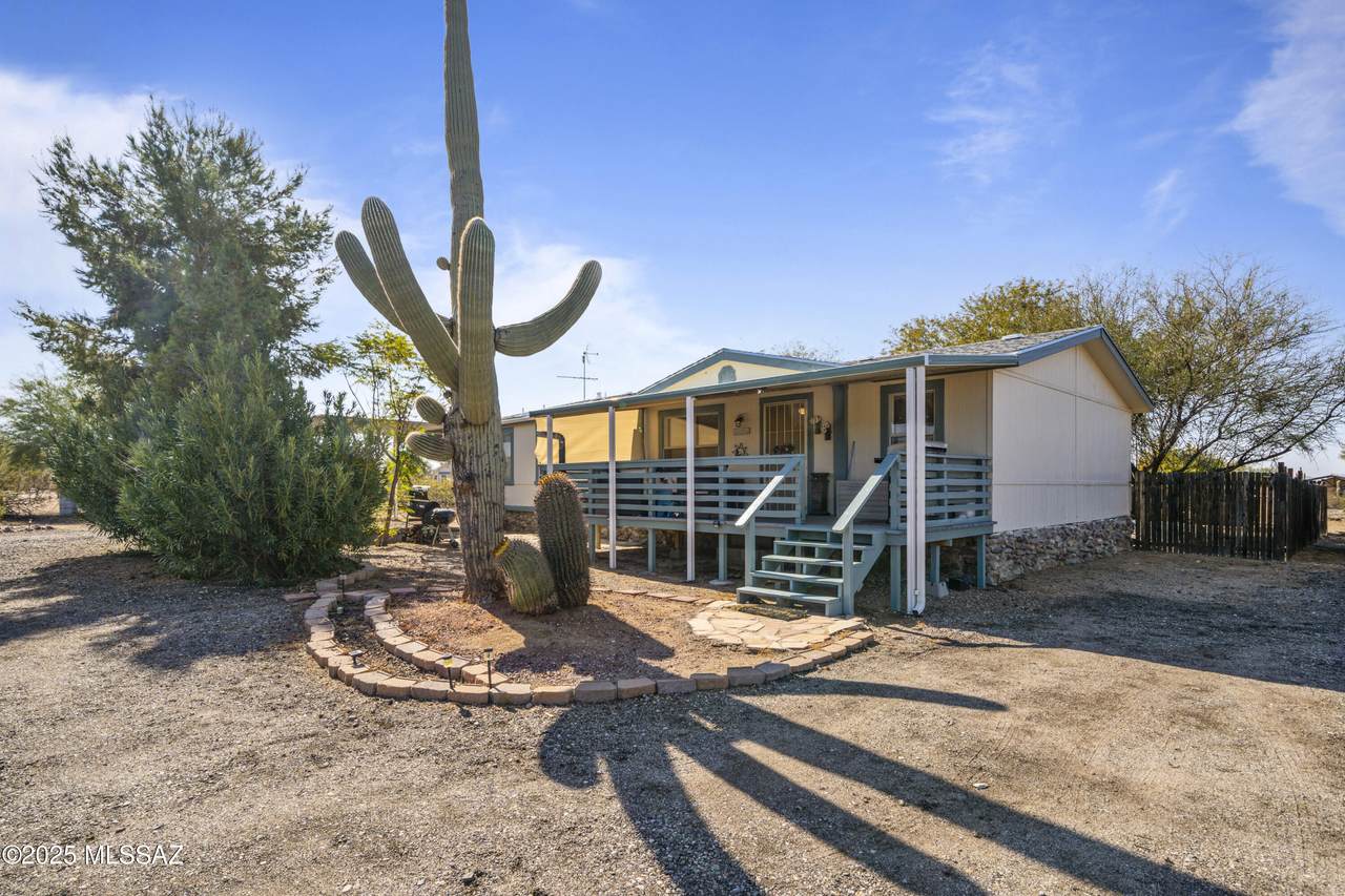 7310 Desert Plains Drive - Photo 1