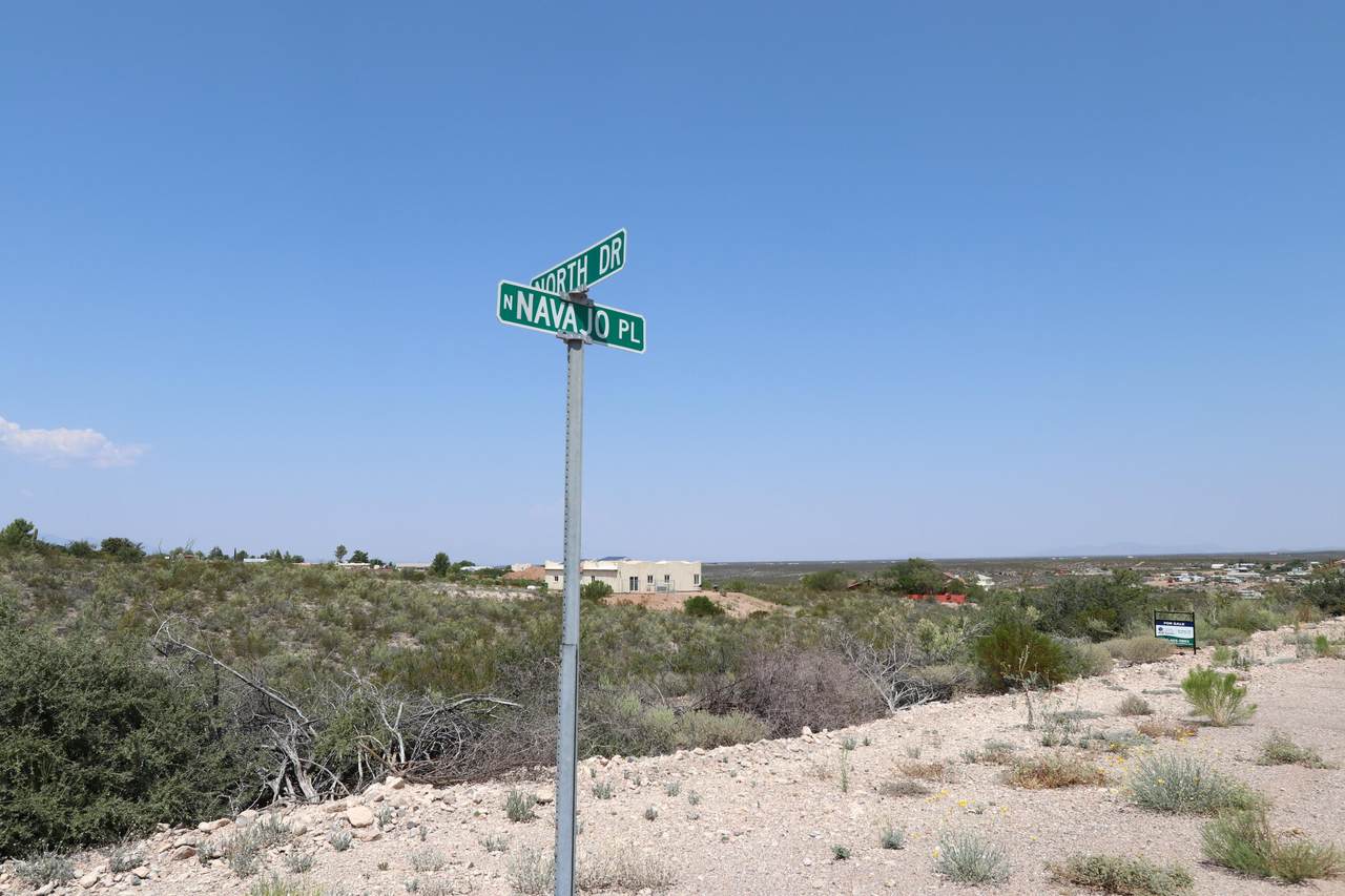 Navaho Place - Photo 1
