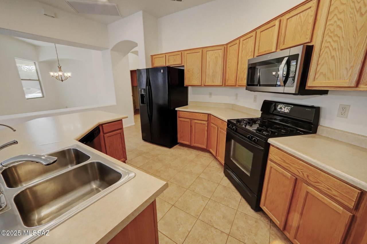 https://bt-photos.global.ssl.fastly.net/tucson/1280_boomver_1_22503787-2.jpg