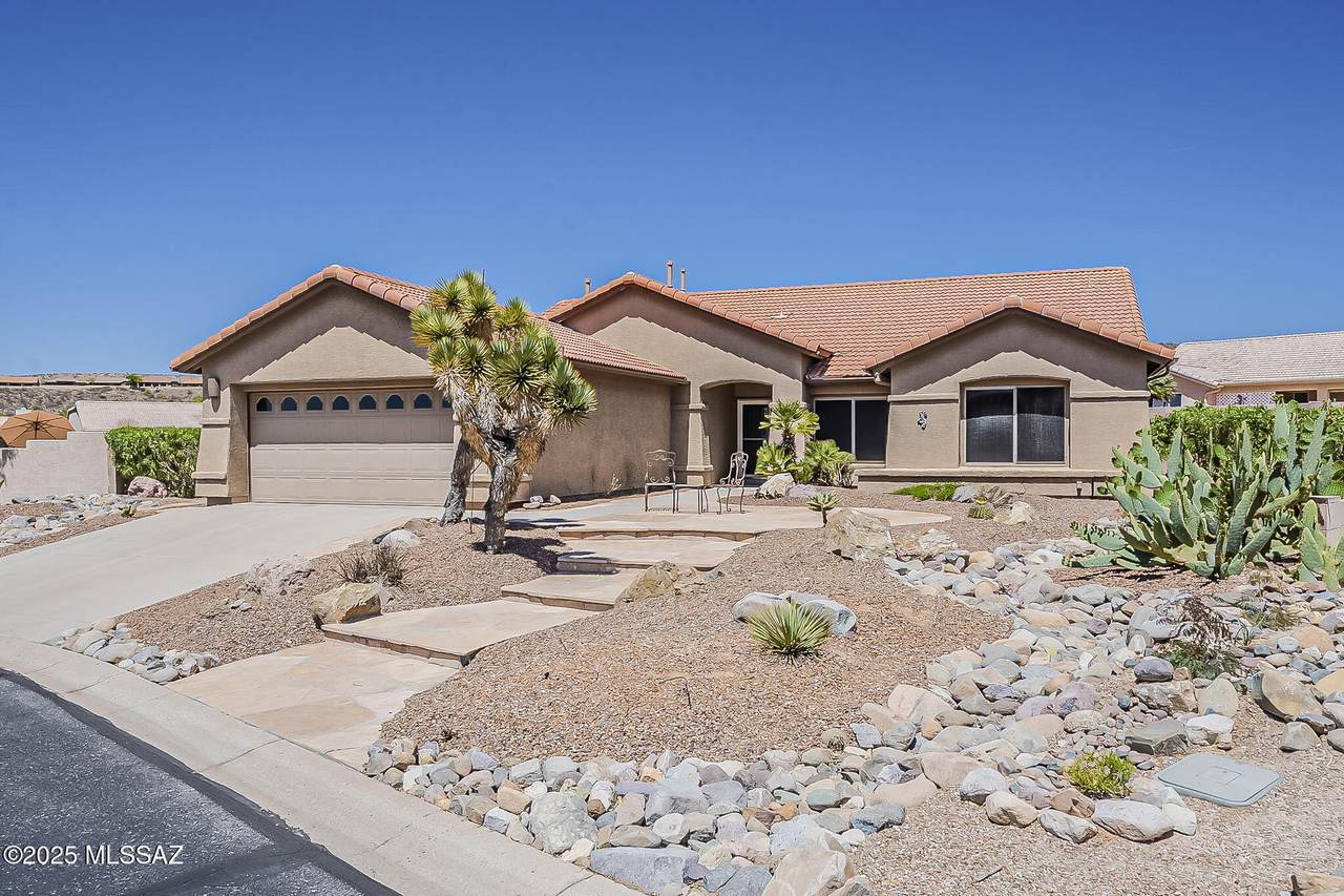 65704 Rose Crest Drive - Photo 1