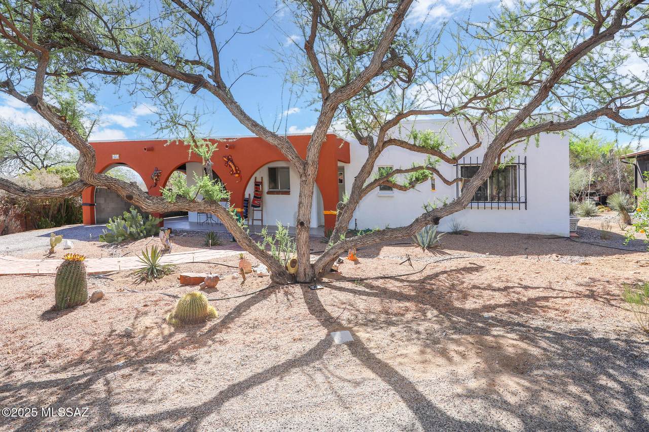 575 Paseo Felice - Photo 1