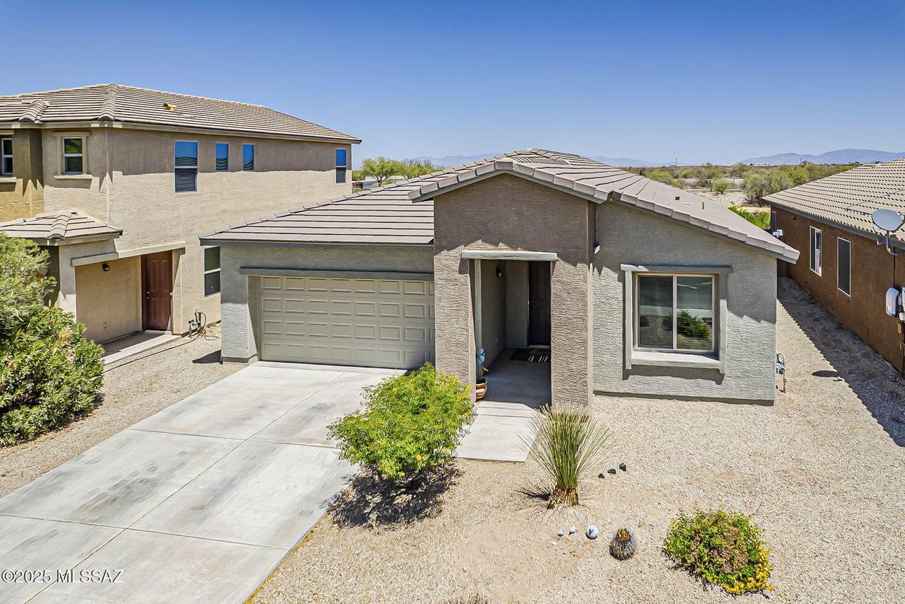 1033 Madera Grove Lane - Photo 1
