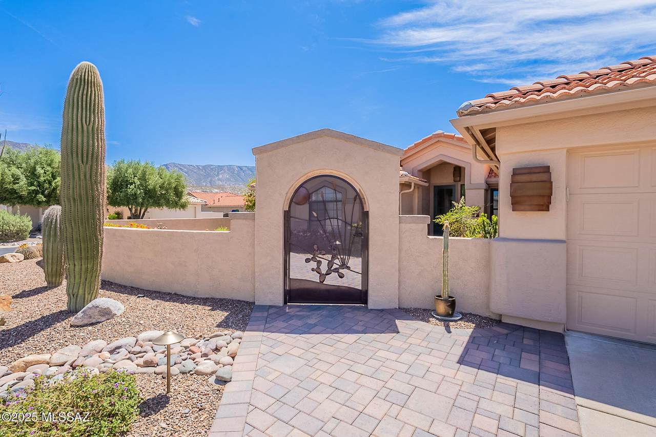 65885 Desert Ridge Drive - Photo 1