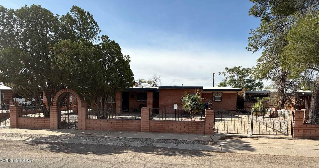 257 Calle Margarita - Photo 1