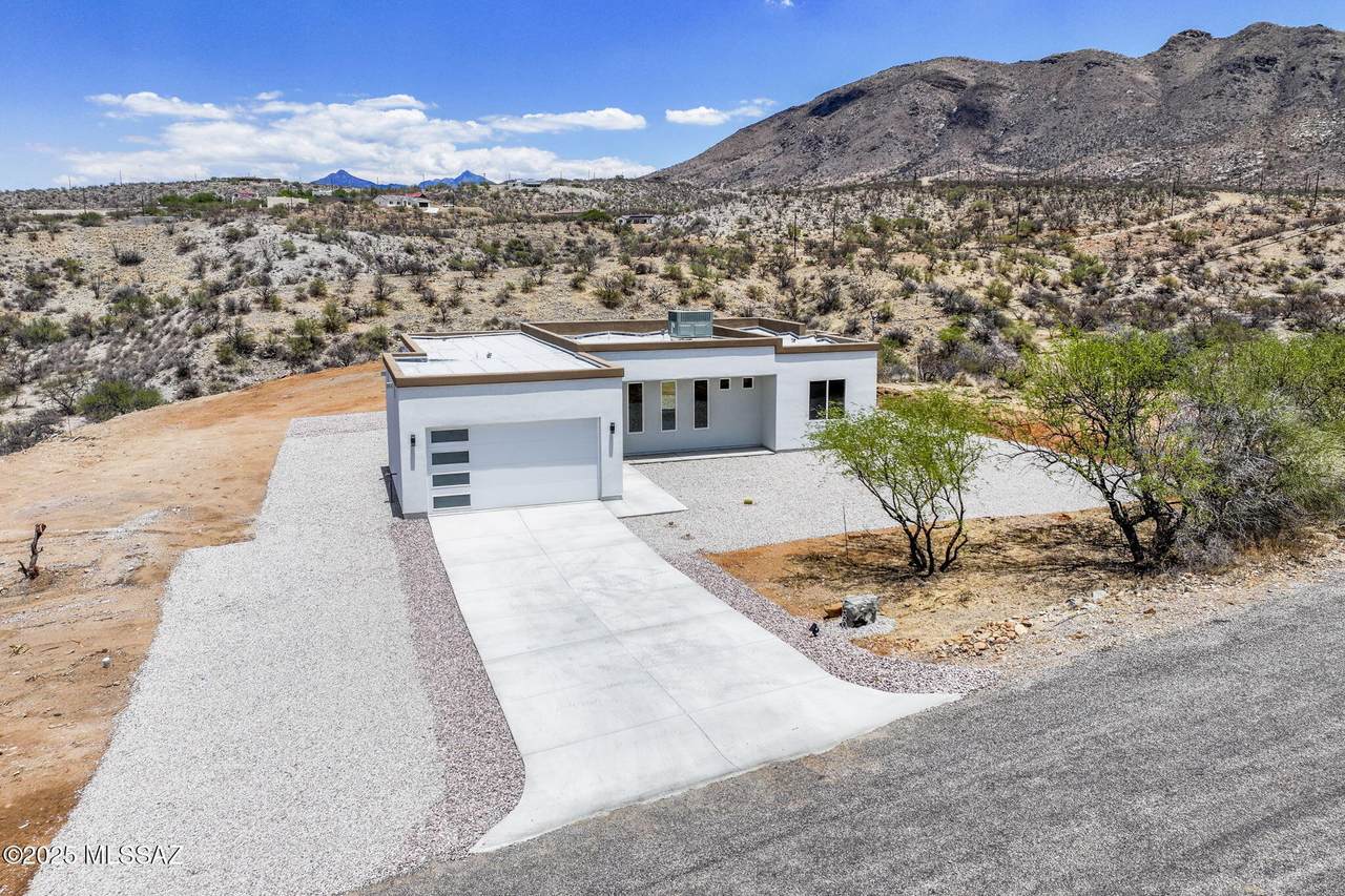 1660 Avenida Calamar - Photo 1