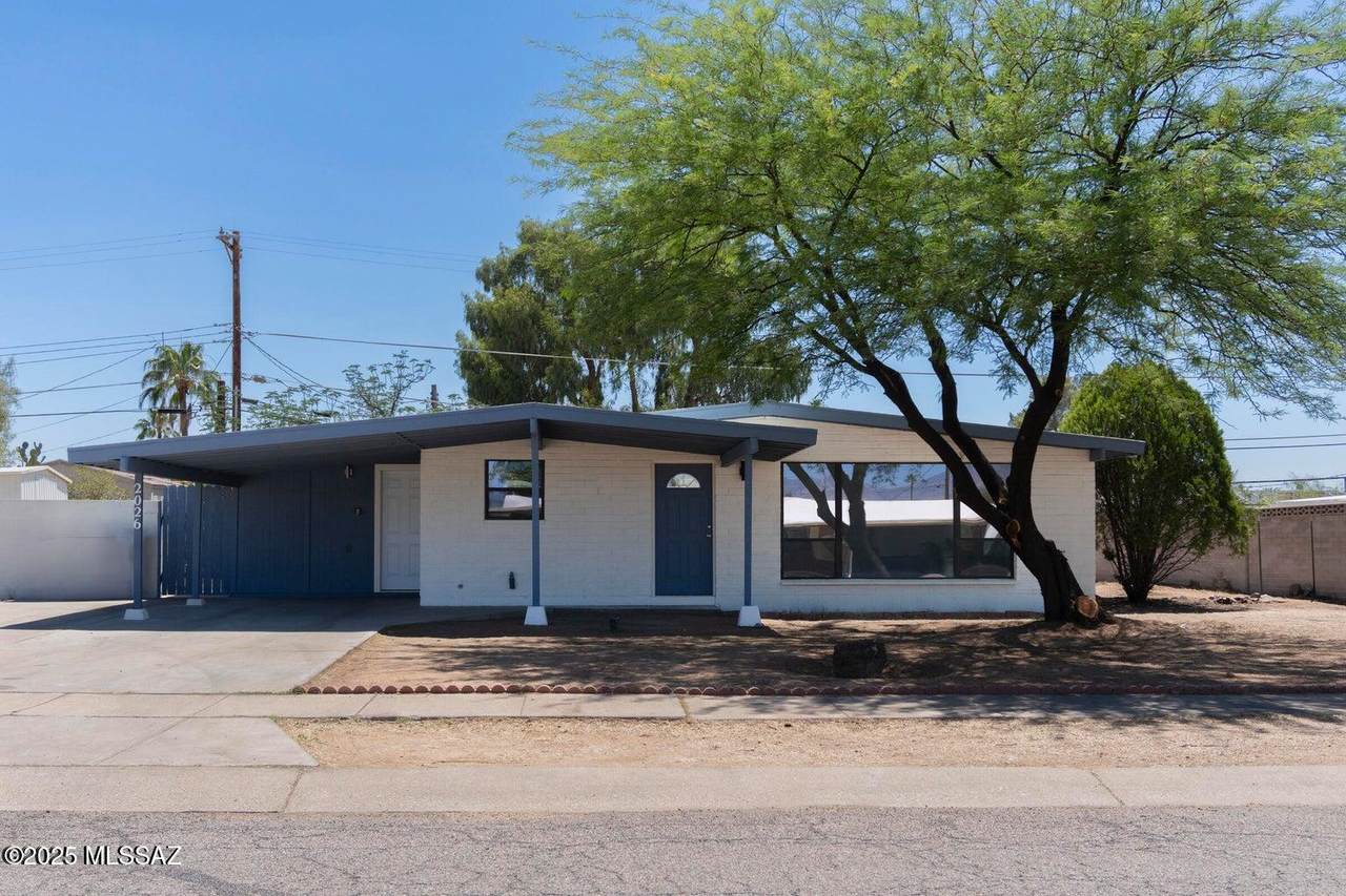 2026 Calle Cordova - Photo 1