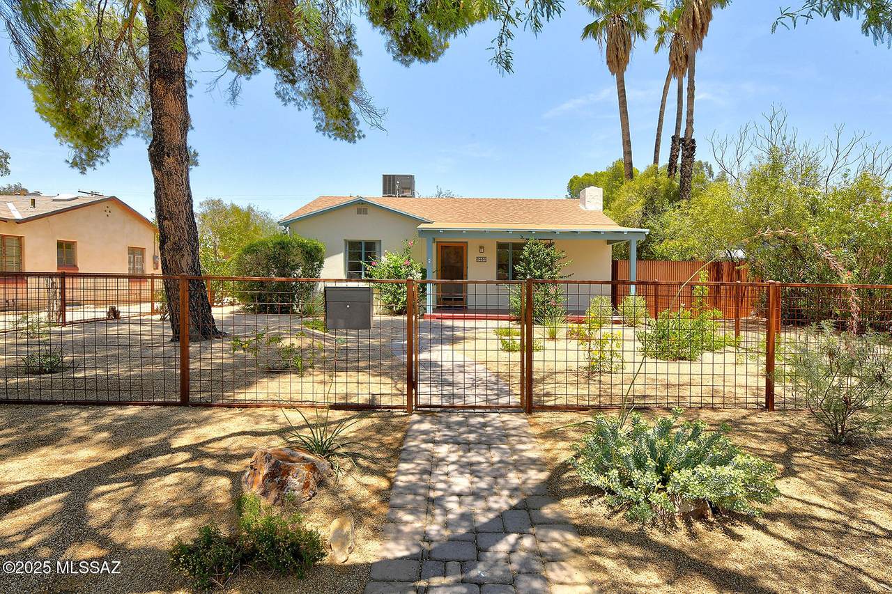 https://bt-photos.global.ssl.fastly.net/tucson/1280_boomver_1_22516708-2.jpg