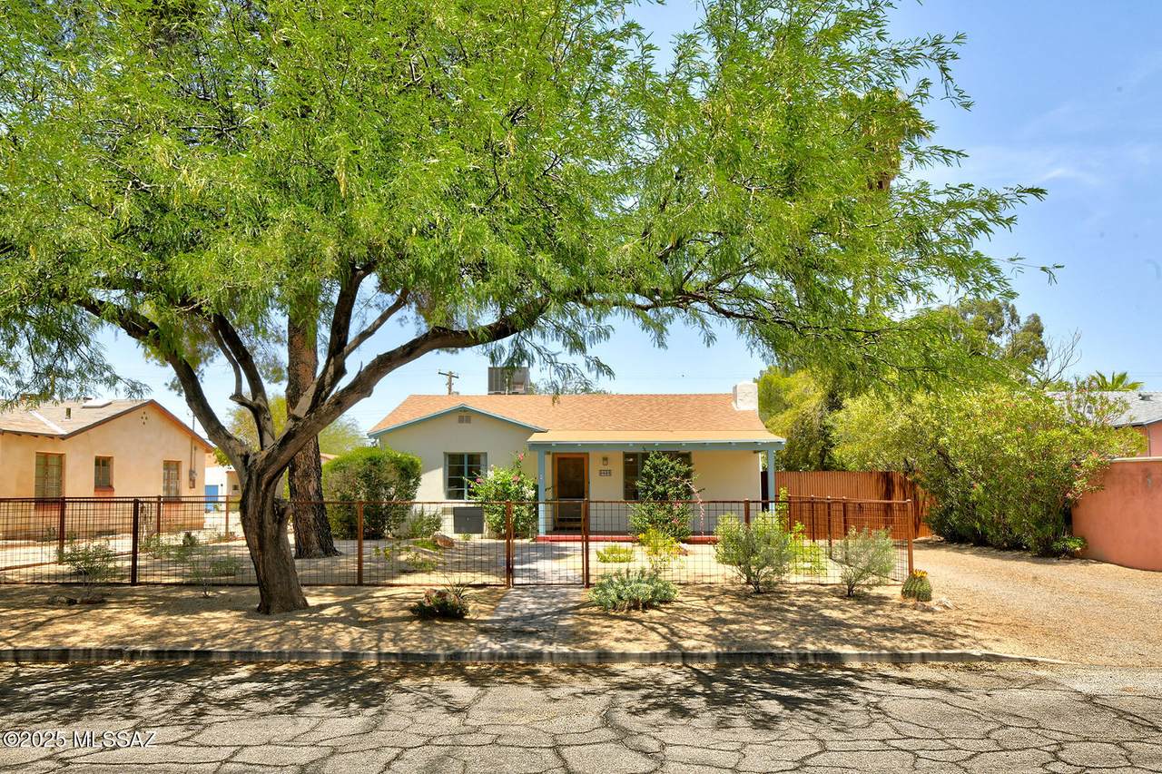 https://bt-photos.global.ssl.fastly.net/tucson/1280_boomver_1_22516708-2.jpg