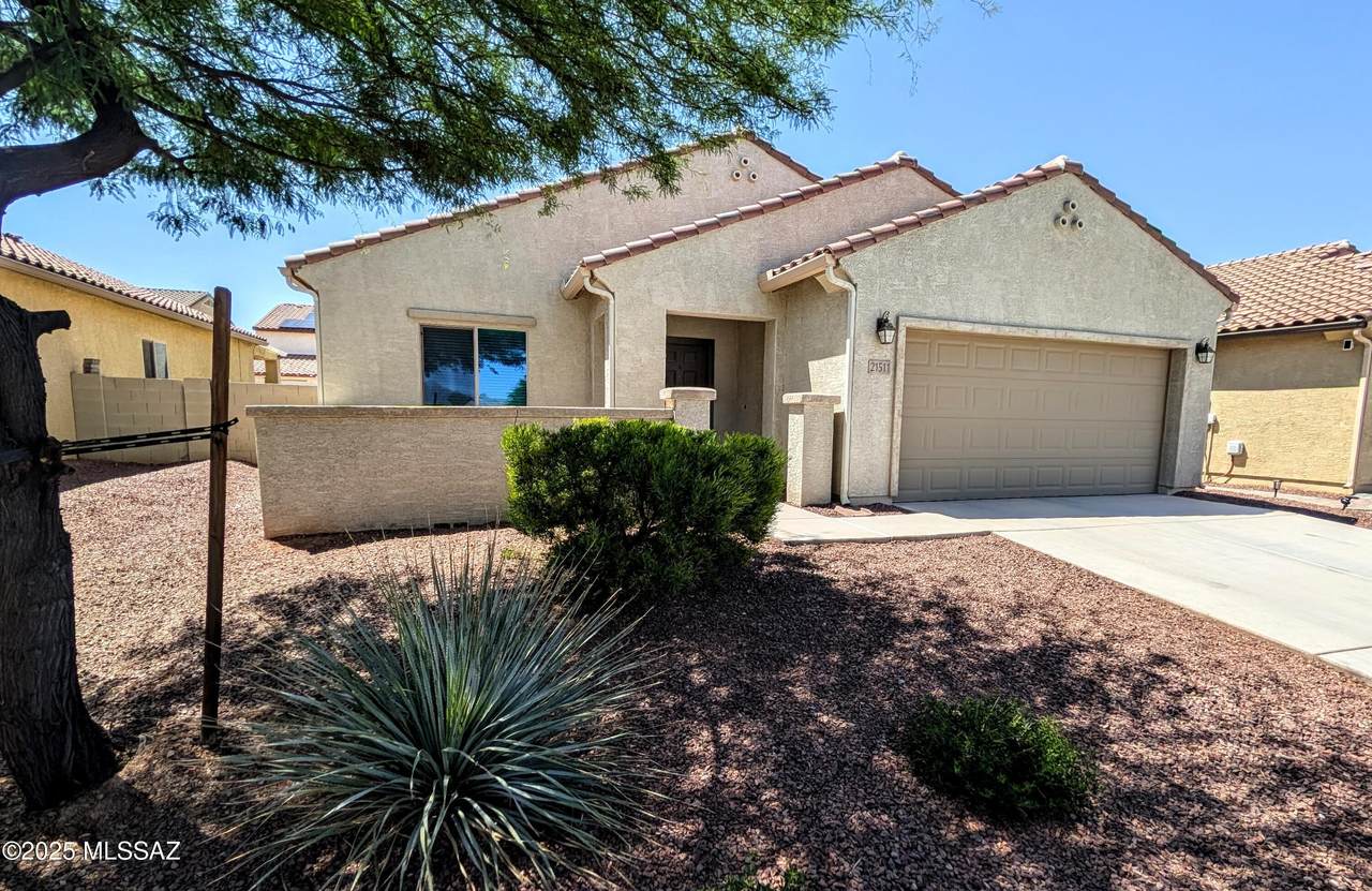 21511 Prospector Place - Photo 1