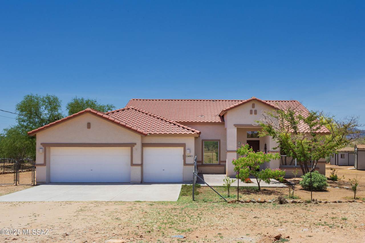 1603 Huron Court - Photo 1