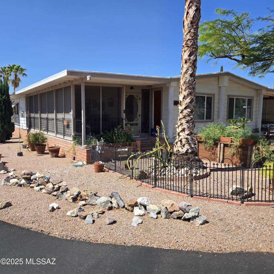 https://bt-photos.global.ssl.fastly.net/tucson/1280_boomver_1_22517433-2.jpg